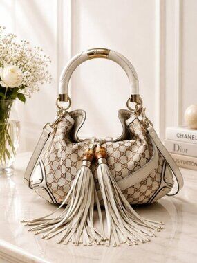 Authentic Gucci Indy GG Canvas Large Hobo Bag Tassel Shoulder Handbag